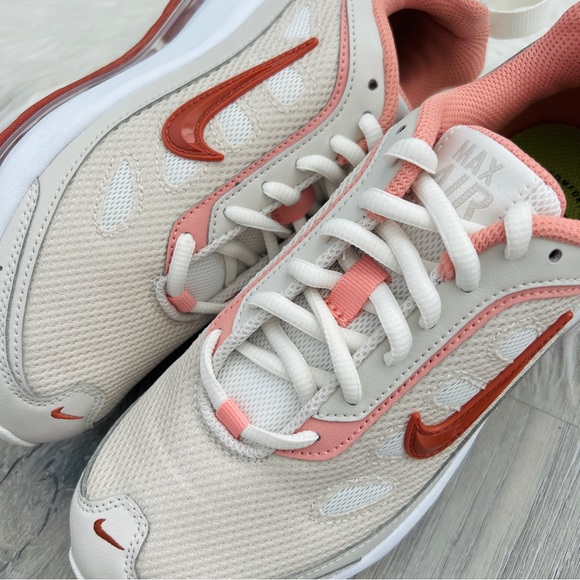 NWT Nike Air Max AP Women’s Shoes - Picture 6 of 10